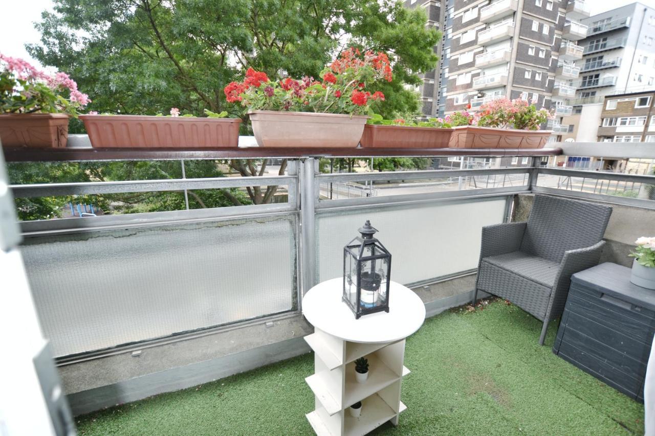 شقة Garden Tower Flat لندن المظهر الخارجي الصورة